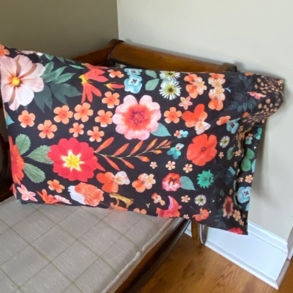 Urban Outfitters Black Floral Pillow Sham - Picture 2 of 3